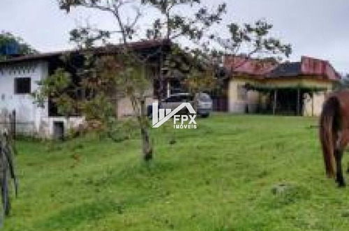 Chácara Com Suíte, Piscina E Lago Em Pedro De Toledo - Ch048