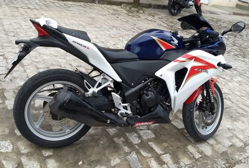 Imagem 1 de 3 de Honda Cbr