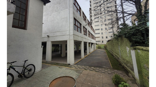 Oficina En Arriendo, Centro Cultural O Colegio, Ñuñoa