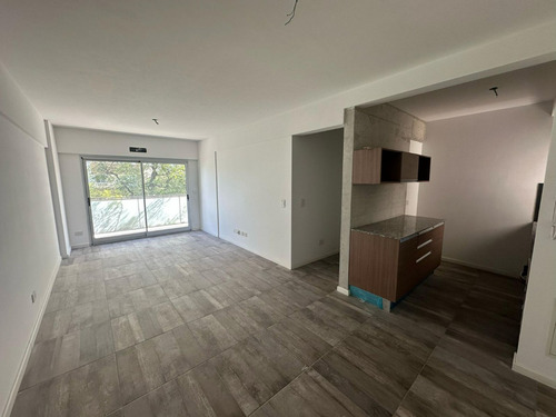 Venta! Departamento De 3 Ambientes Vista Al Frente - Av Gaona 2900 (flores)