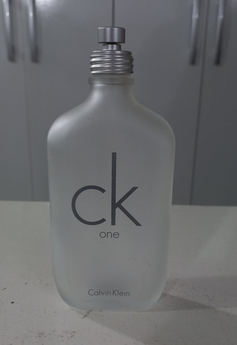 Calvin Klein Ck One (vacío)