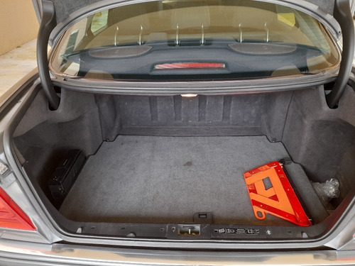 Imagem 4 de 10 de Mercedes E340