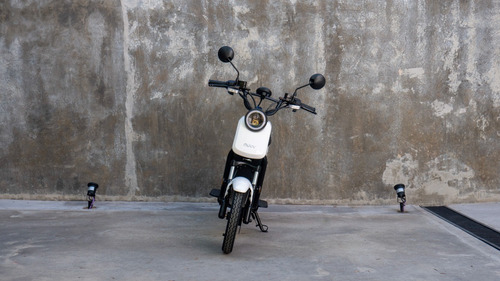 Imagen 3 de 15 de Scooter Electrico Nuuv U Pro Motor Bosh Celdas Panasonic