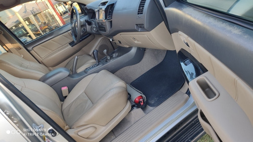 Imagem 9 de 12 de Toyota Sw4 2013 3.0 Srv 7l 4x4 Aut. 5p