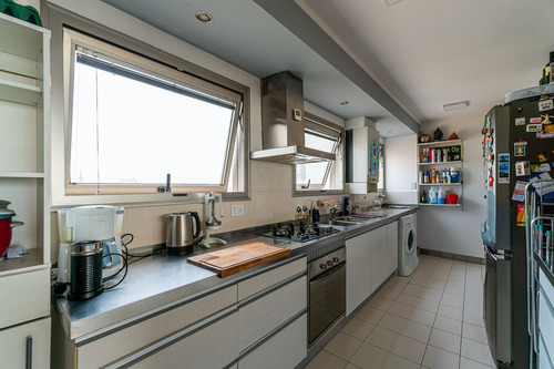 Venta 2 Dormitorios Con Vista Al Rio Y Cochera