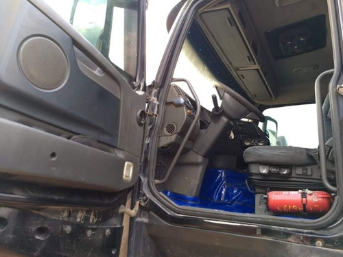 Imagem 9 de 15 de Volvo Fh 520 Ishift 6x4 Ano 2010 Teto Baixo, Motor Feito.