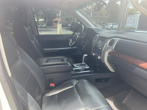 Imagen 8 de 13 de Toyota Tundra Limited