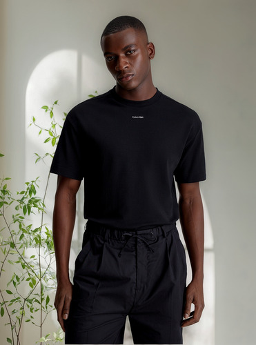 Polera Nano Logo Interlock Negro Calvin Klein