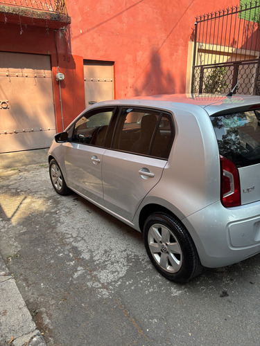 Volkswagen Up! 1.0 High Up Mt