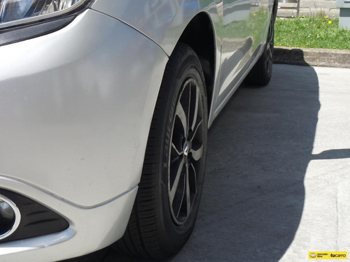 Imagen 24 de 25 de Renault Logan Life