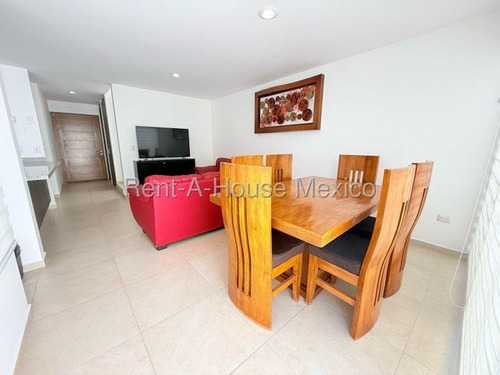 Zakia En Renta Casa Amueblada Con 2 Recamaras Cada Una Con Baño En Suite Qh252912
