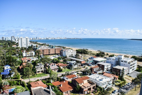Alquiler Anual Edificio Le Jardin Punta Del Este- Ref: 13527
