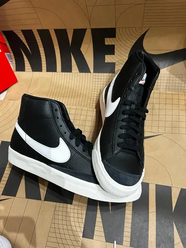 Nike bota imagenes hotsell