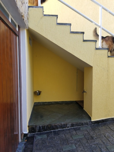 Sobrado Lindo, Ótimo Bairro, Construção Particular