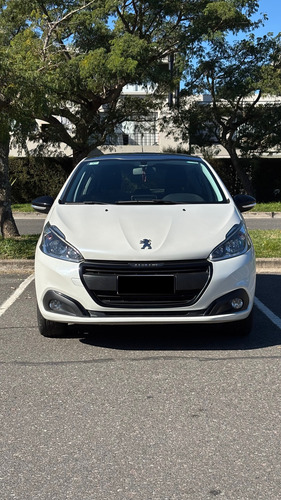 Peugeot 208 1.6 In Concert