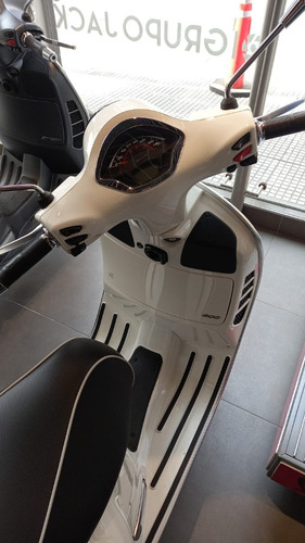 Imagen 11 de 15 de Vespa Gts 300 Super!!!!!!!!!!