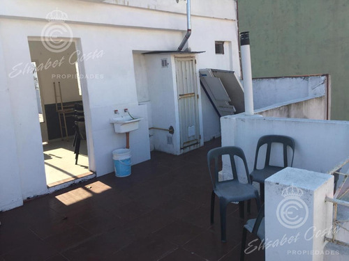 Imagen 2 de 30 de Inmejorable Ubicacion!!! Vivienda, Local Y Galpon