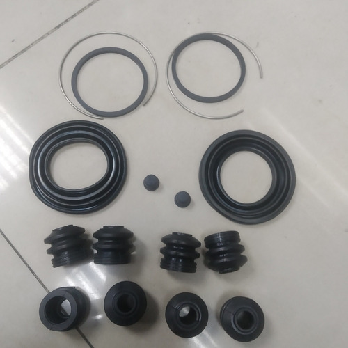 Imagen 2 de 2 de Kit Gomas Caliper Corolla Starlet Top Japonés 2 Ruedas