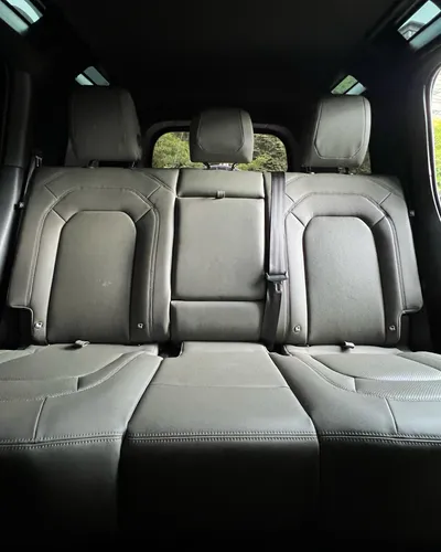 Land Rover Defender X-dinamic P400 2023 B2+