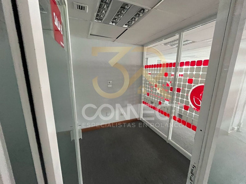 Oficina En Renta En Anzures 5c/2b/1e - Comedor - Cocineta - 245m2