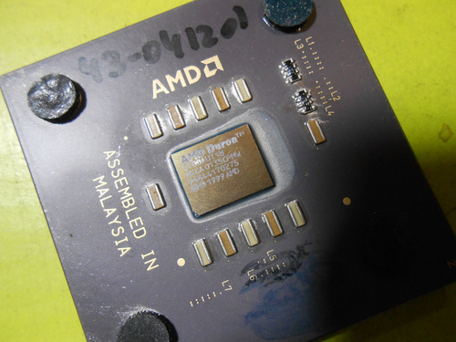Micro Procesador Amd Duron 700 - S462 - D700aut1b - Retro (Usado)