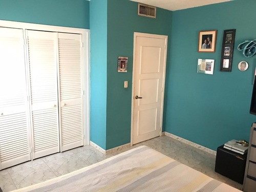 Imagen 11 de 14 de Venta De Quinta En La Urb Paraiso Privado, Municipio Maneiro