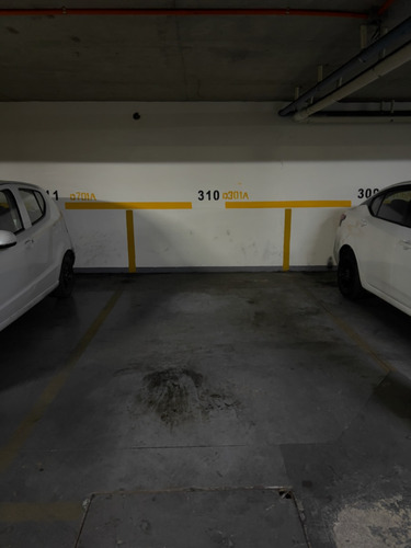 Conestacionamiento - Tercer Piso - Alto Vespucio