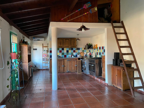 Venta Challet 5 Ambientes 4 Cuadras De Estación Castelar