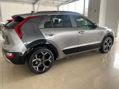 Kia Niro Hibrida Zenith Modelo 2026, Entrega Inmediata, Bono