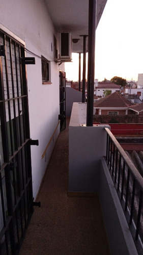 Departamento Tipo Casa En Alquiler En Bernal Oeste