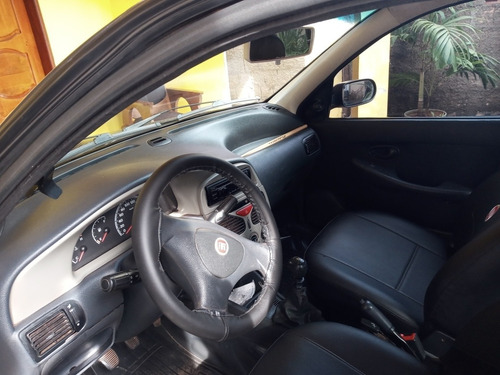 Fiat Siena 2010 1.0 Fire Flex 4p