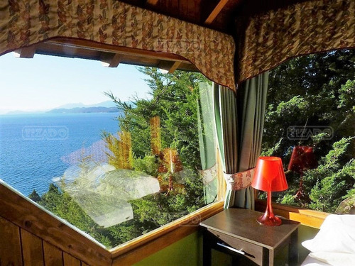 Turístico En Venta Ubicado En Llao-llao, Bariloche