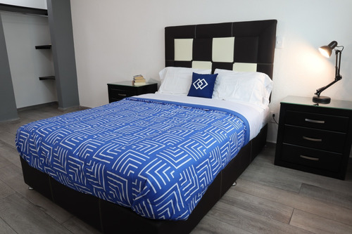 Habitación / Cuarto De Lujo Frente Al Cna