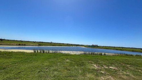 Lote A La Laguna, Barrio Amarras/puertos