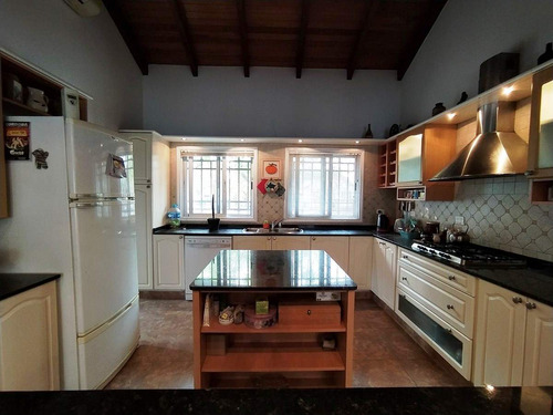 Casa En Venta En Argüello | Una Planta