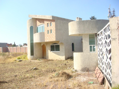 Terreno En San Lorenzo Tepaltitlan Centro