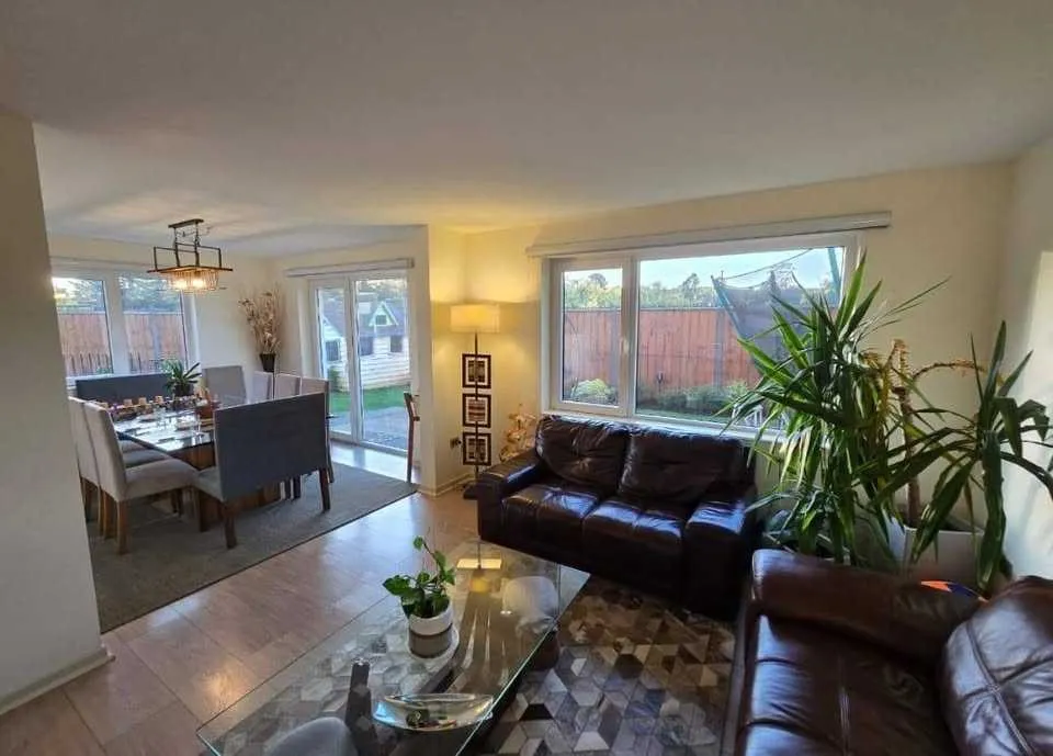 Imagen 1 de 10 de Se Vende Amplia Casa Sector Poniente (170171)