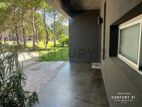 Casa En Venta - Barrio La Herradura - Pinamar