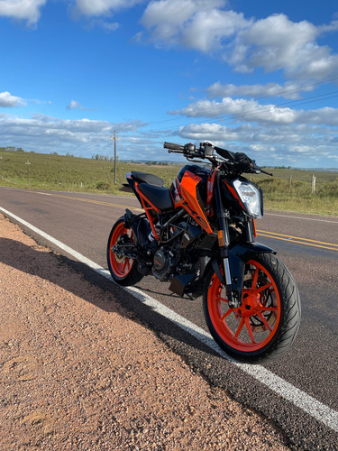 Ktm Duker 200 2024
