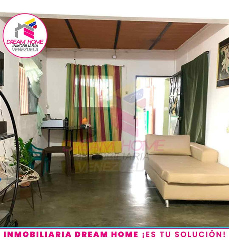 Casa Dos Niveles En Venta Sector. Pitahaya Arriba - Charallave