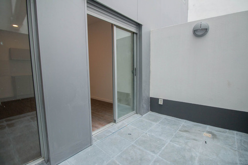 Venta Monoambiente Pocitos Patio A Estrenar