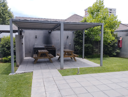 Arriendo Amplio Departamento 1d 1b Y Bod San Miguel