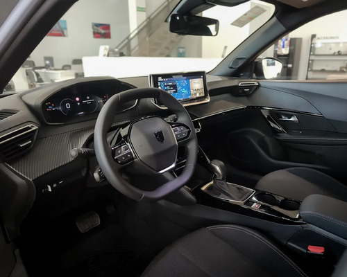 Peugeot 2008 1.0T Allure