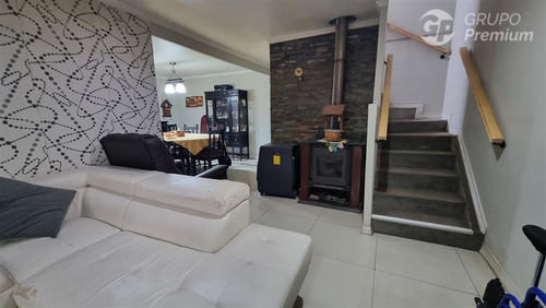 Casa En Venta De 4 Dorm En Parque Lantaño, Chillán
