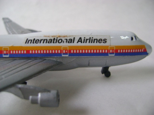 Imagen 5 de 10 de Nico Avion Metal Airlines I L 28 15 X 13 Cm (avv 37)