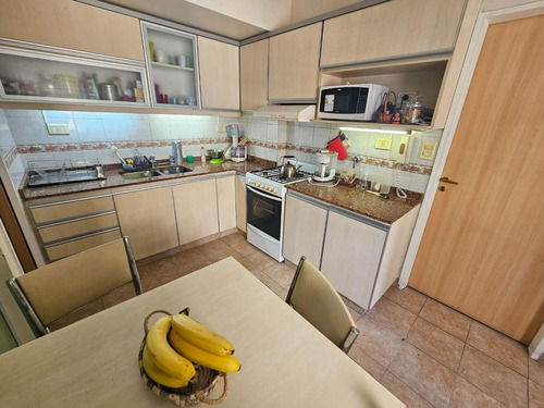 Venta Departamento 4 Ambientes Balcon Cochera