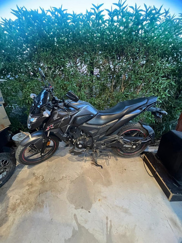 Honda Xblade