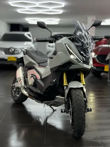 Honda X-adv 750