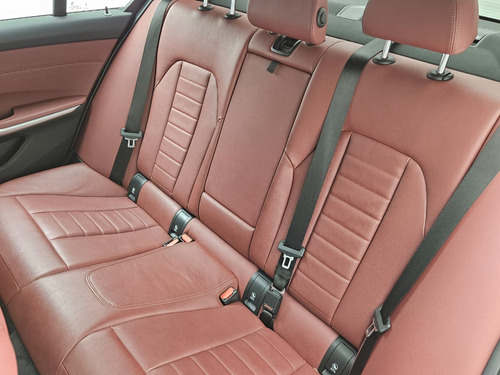 BMW 320 BMW 320i M Sport 2.0 Turbo (Aut.)