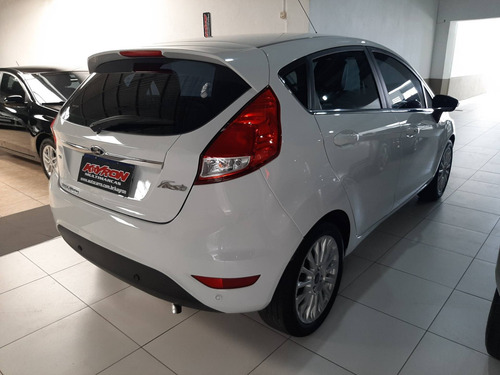 Ford Fiesta 1.6 Titanium Hatch Flex 4p Manual Couro Ar Digit